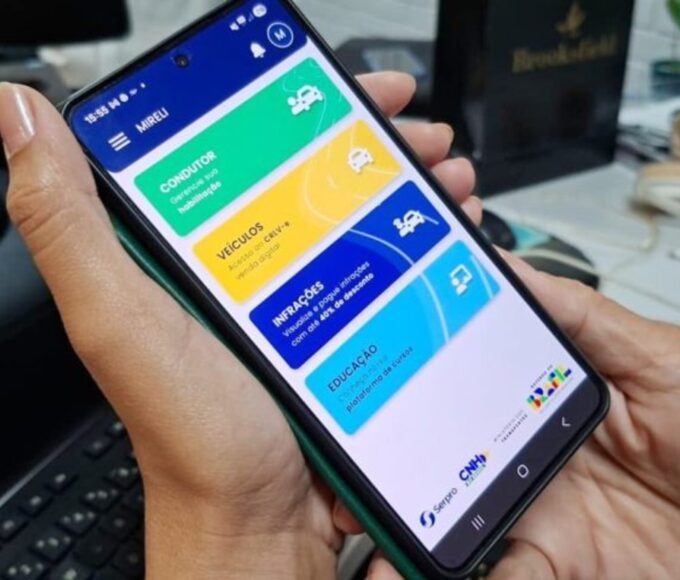 Renovação automática da CNH é usada como isca em golpe digital. — Foto: Redes sociais/ Reprodução