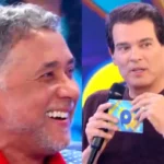 1 de 1 Celso Portiolli zoa Paulinho Gogó no Passa ou Repassa do Domingo Legal - Foto: Reprodução/SBT
