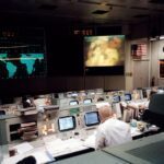 Sala de controle de operações da missão Apollo 13. — Foto: Nasa