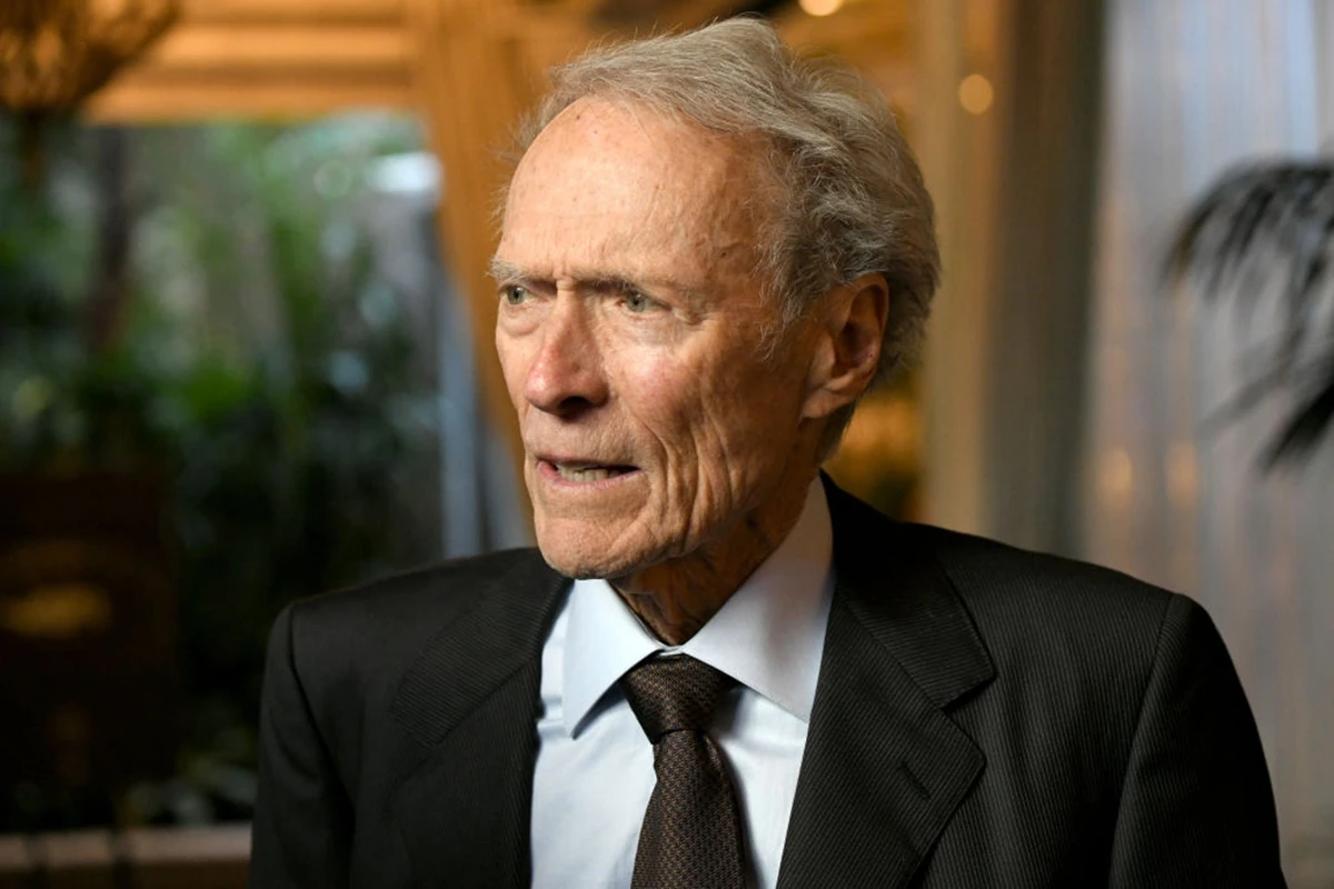 1 de 1 Imagem colorida de Clint Eastwood na 20ª edição anual do AFI Awards no Four Seasons Hotel Los Angeles at Beverly Hills em 3 de janeiro de 2020 em Los Angeles, Califórnia - Metrópoles - Foto: Michael Kovac/Getty Images para AFI