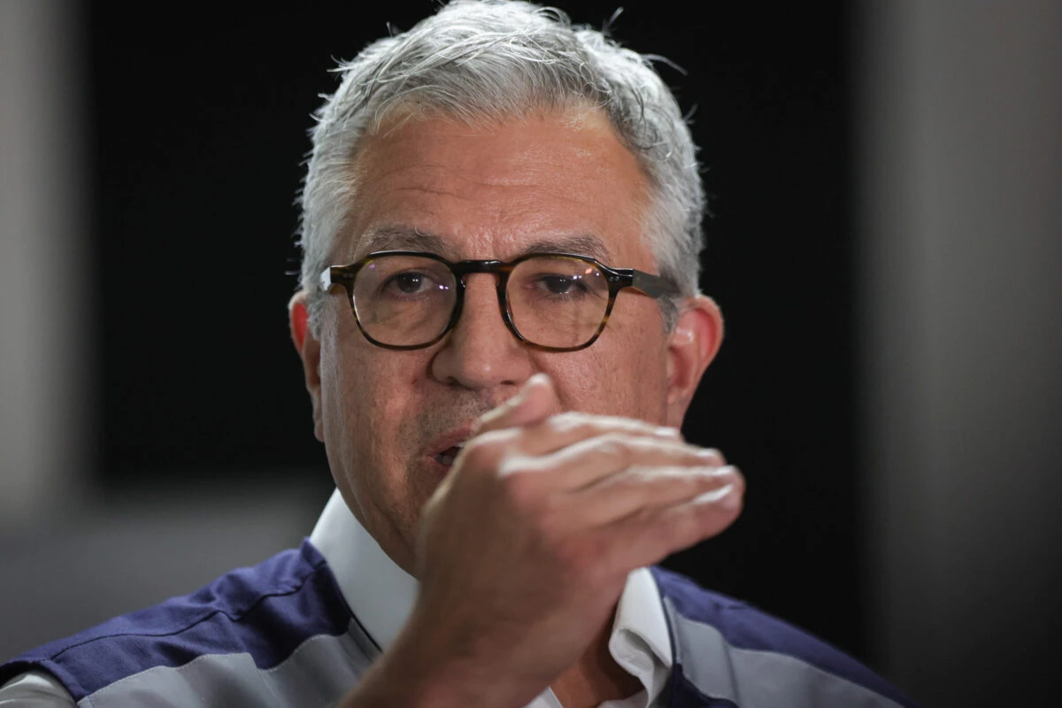1 de 1 Ministro da Saúde, Alexandre Padilha, anuncia medidas da pasta diante dos casos de intoxicação por metanol Metropoles - Foto: VINÍCIUS SCHMIDT/METRÓPOLES @vinicius.foto