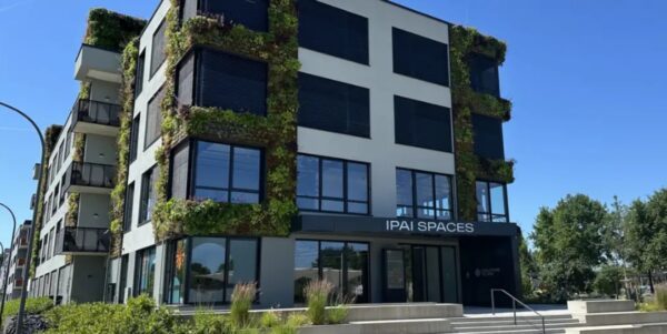 Com o Innovation Park Artificial Intelligence (IPAI), Heilbronn quer competir com outros centros tecnológicos, como Londres. — Foto: Nicolas Martin/DW