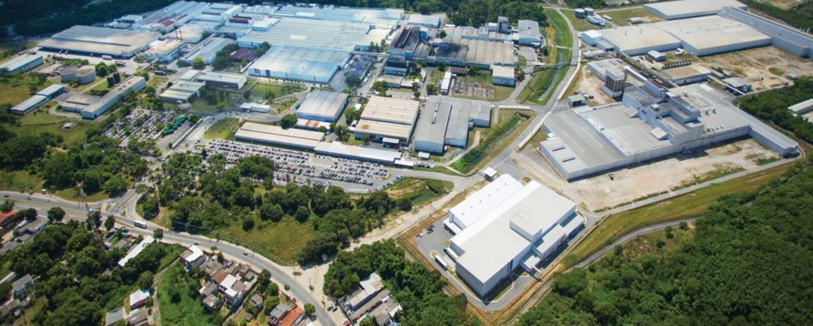 Fechamento de fábrica em Guarulhos não significou fim da produção da Michelin no Brasil — Foto: g1